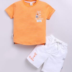 KF 691 TSHIRT WITH DENIM PANTS